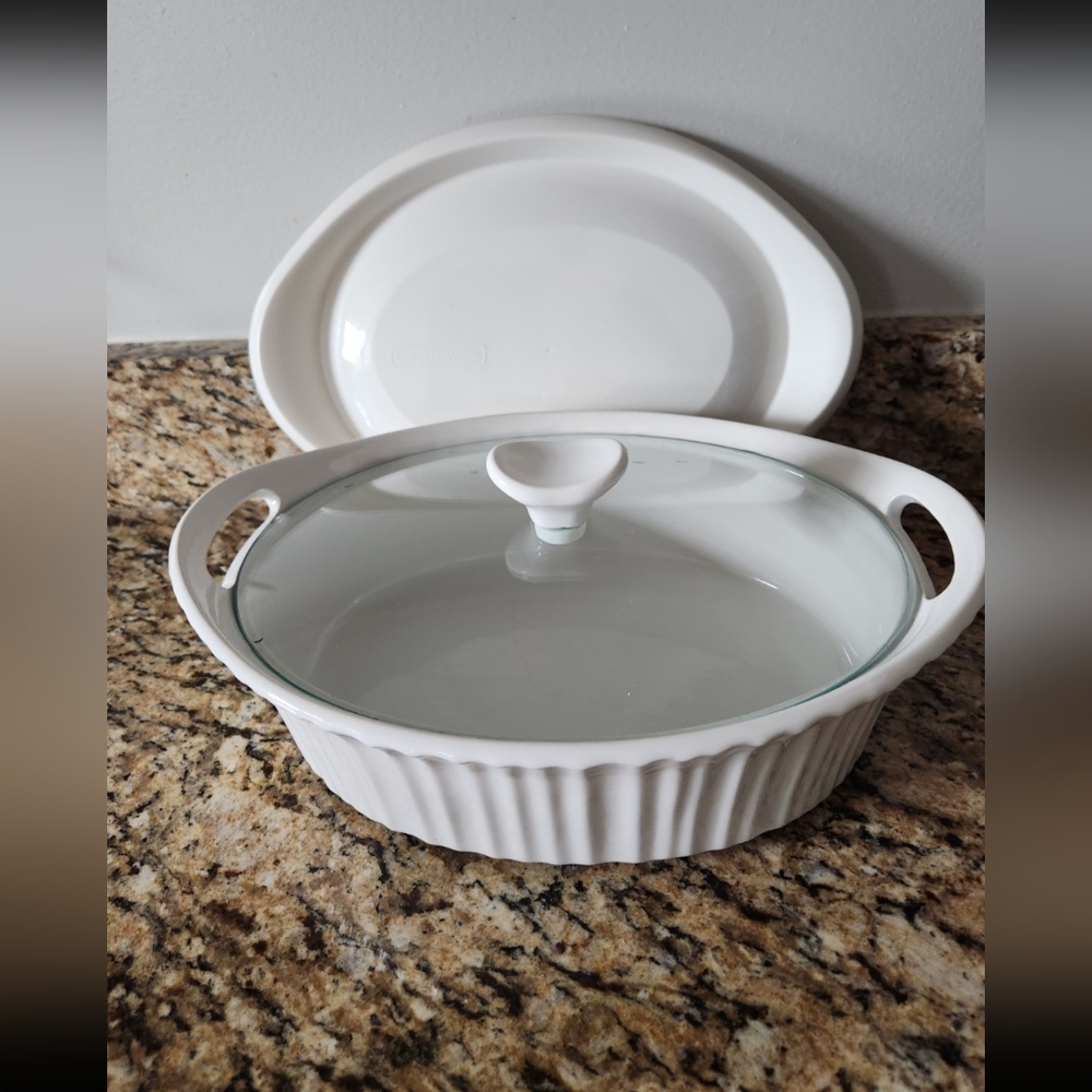 2.3 L French White Corningware Dish